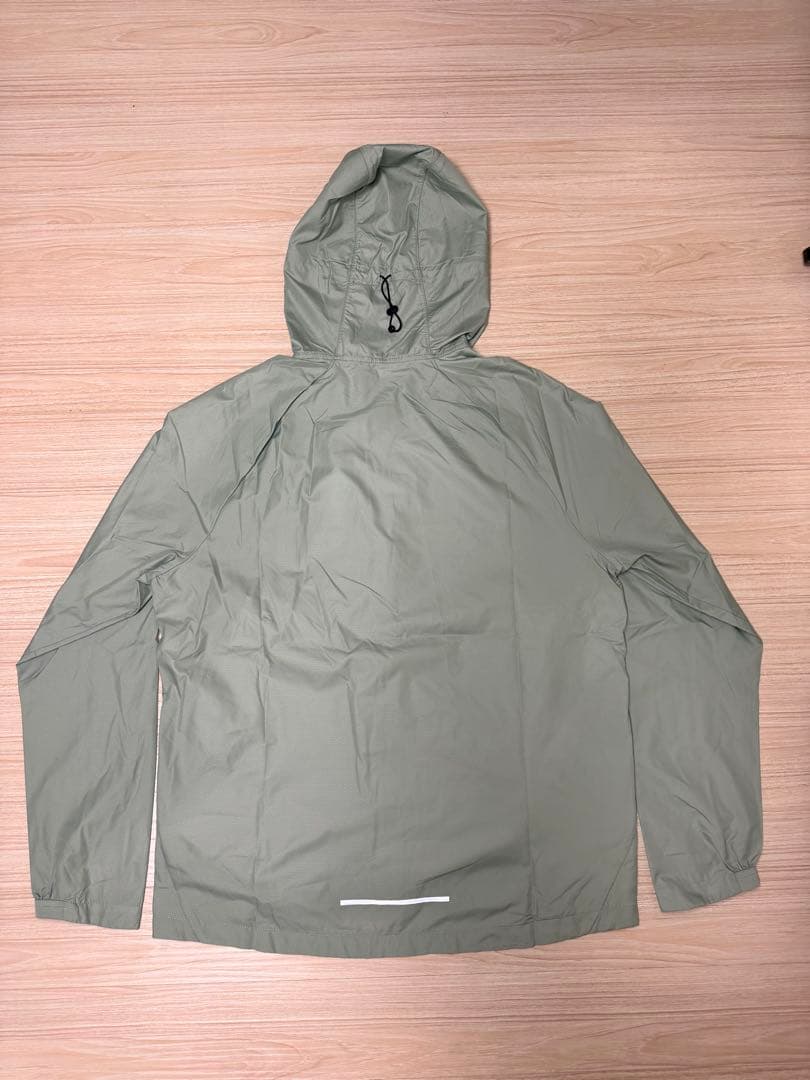 [新品] NIKE ナイキ　ランニングジャケット　パーカー　Lサイズ　グリーン