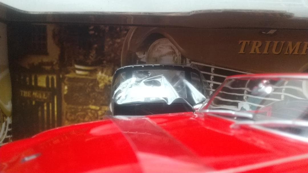 JADI 1/18TRIUMPH TR4 トライアンフ
