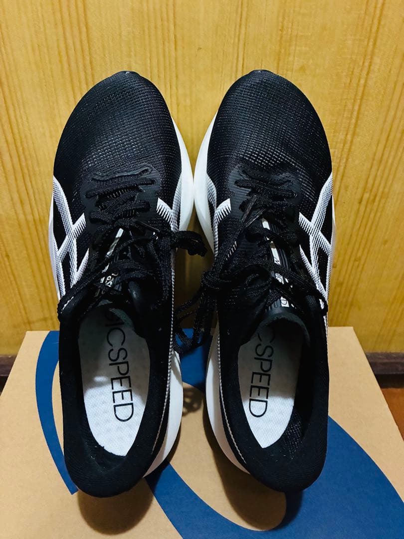 asics マジックスピード5 ワイド 27.0cm 美品 送料無料 メルカリ便