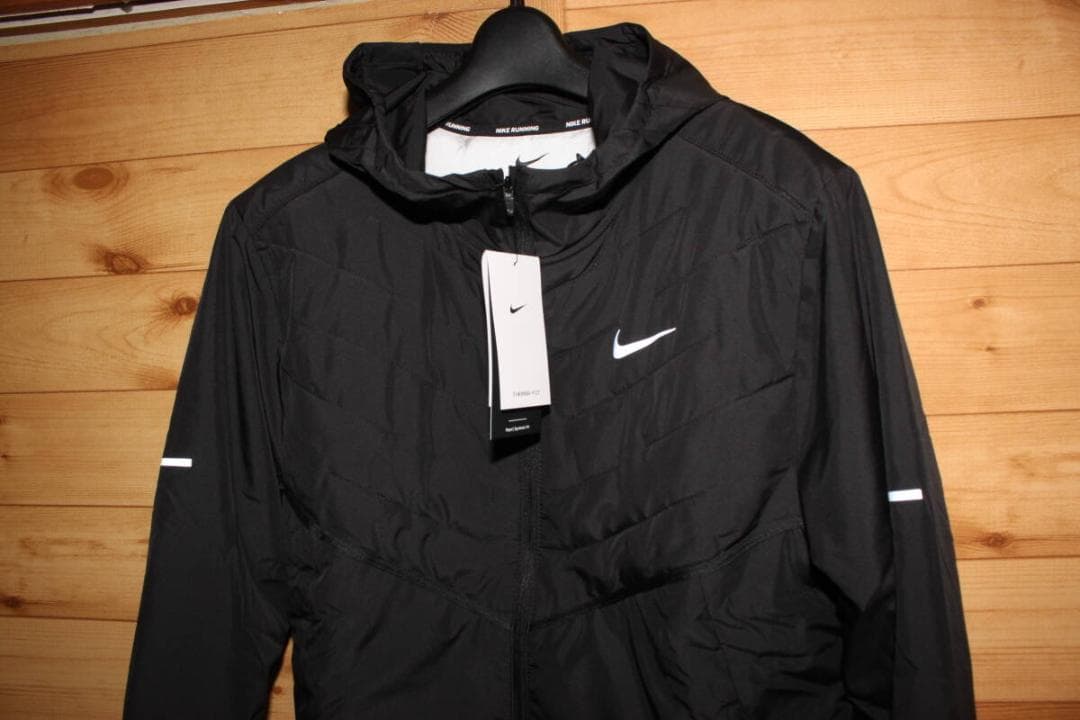 M　ナイキNIKE　ランニンウエア　上下セット