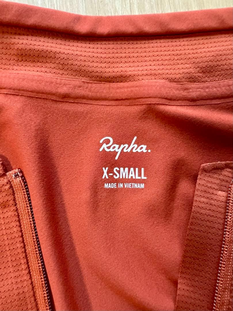 Rapha xs メンズ エクスプロア ジップネック テクニカル Tシャツ