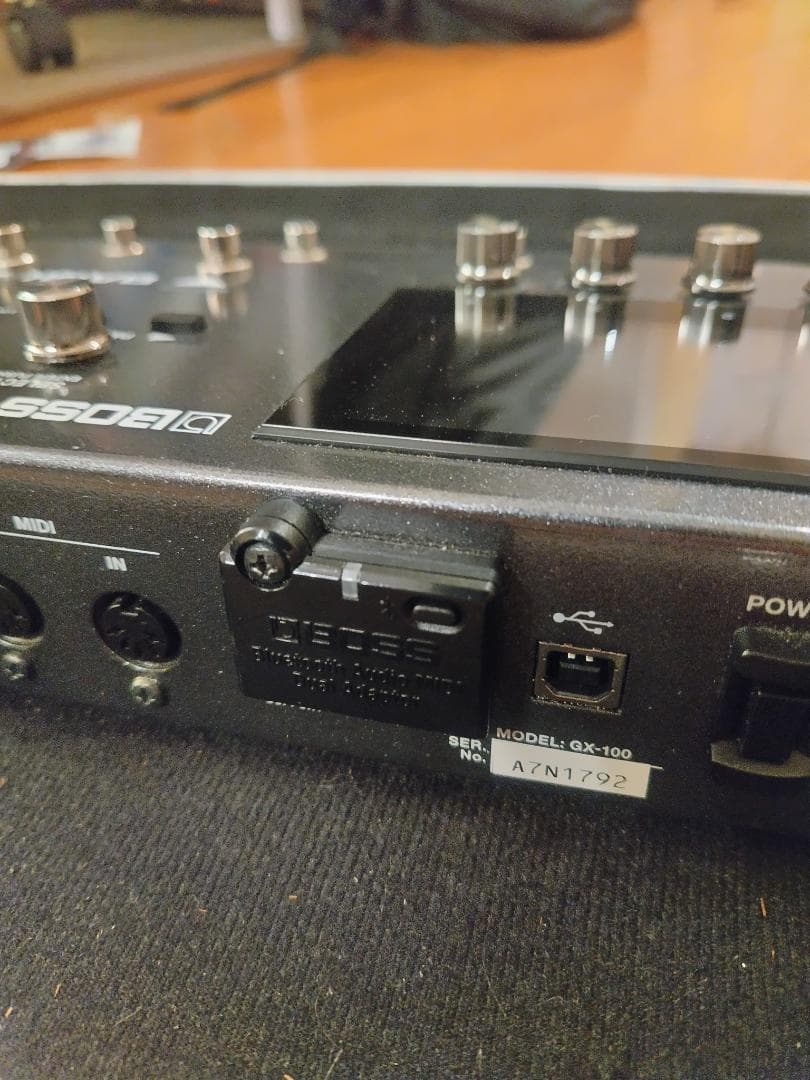 BOSS GX-100 BT dual、 アダプタ付き