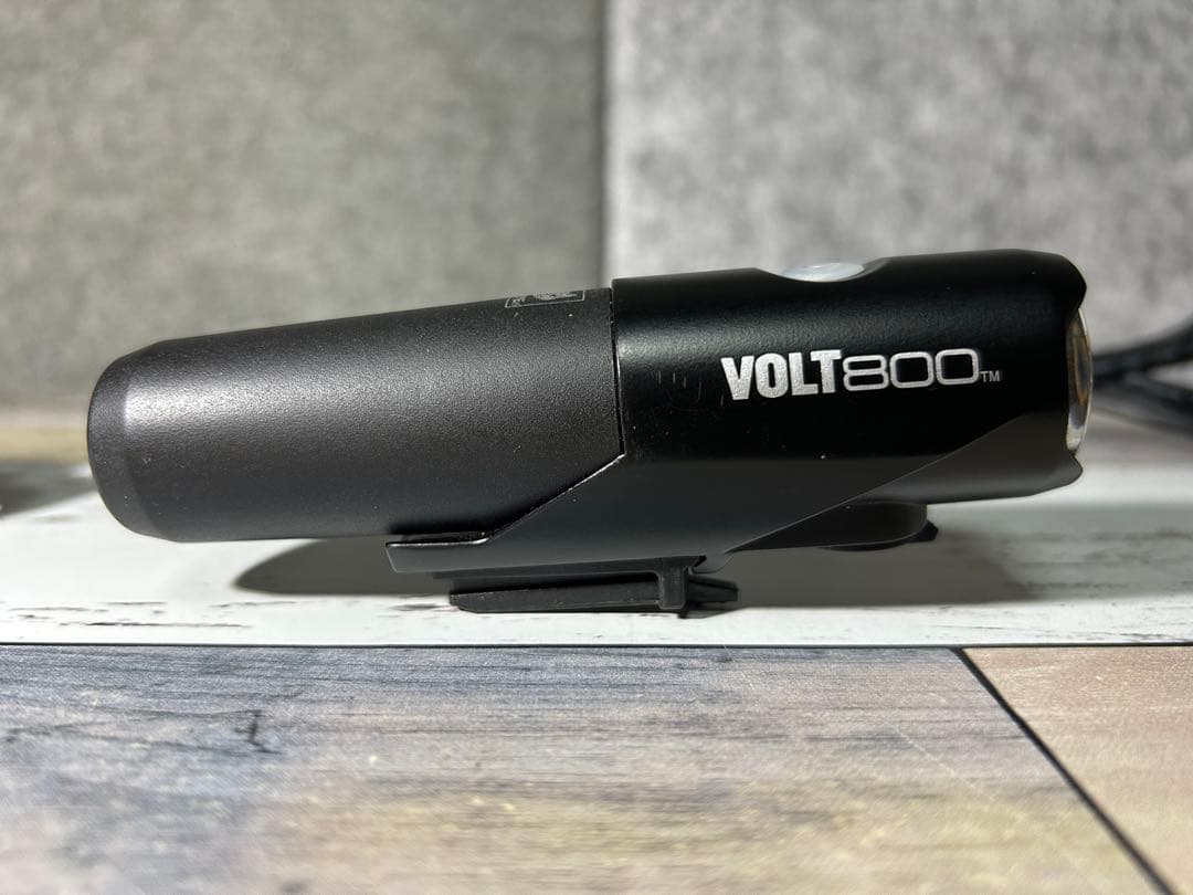 キャットアイ　VOLT800 自転車　ライト
