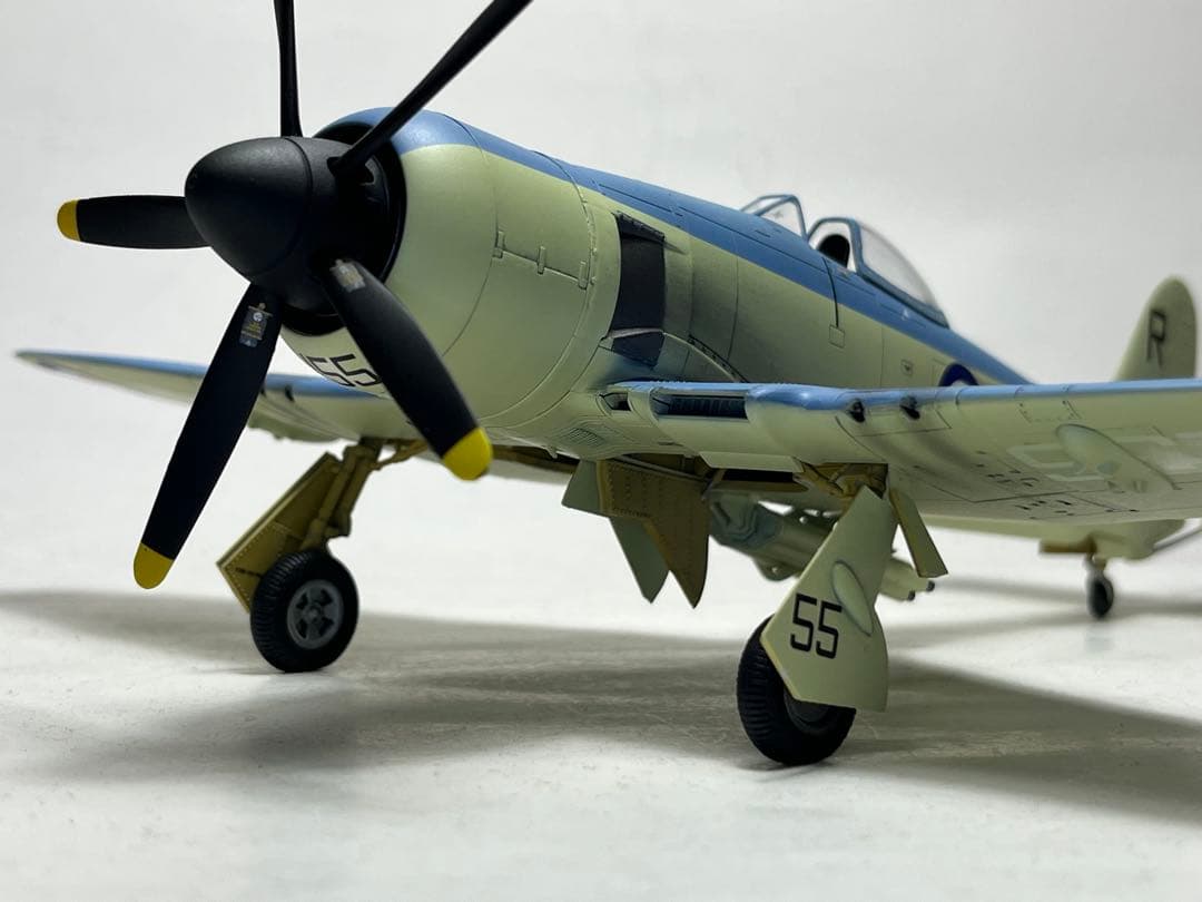 エアフィックス 1/48 ホーカーシーフューリーFB.11