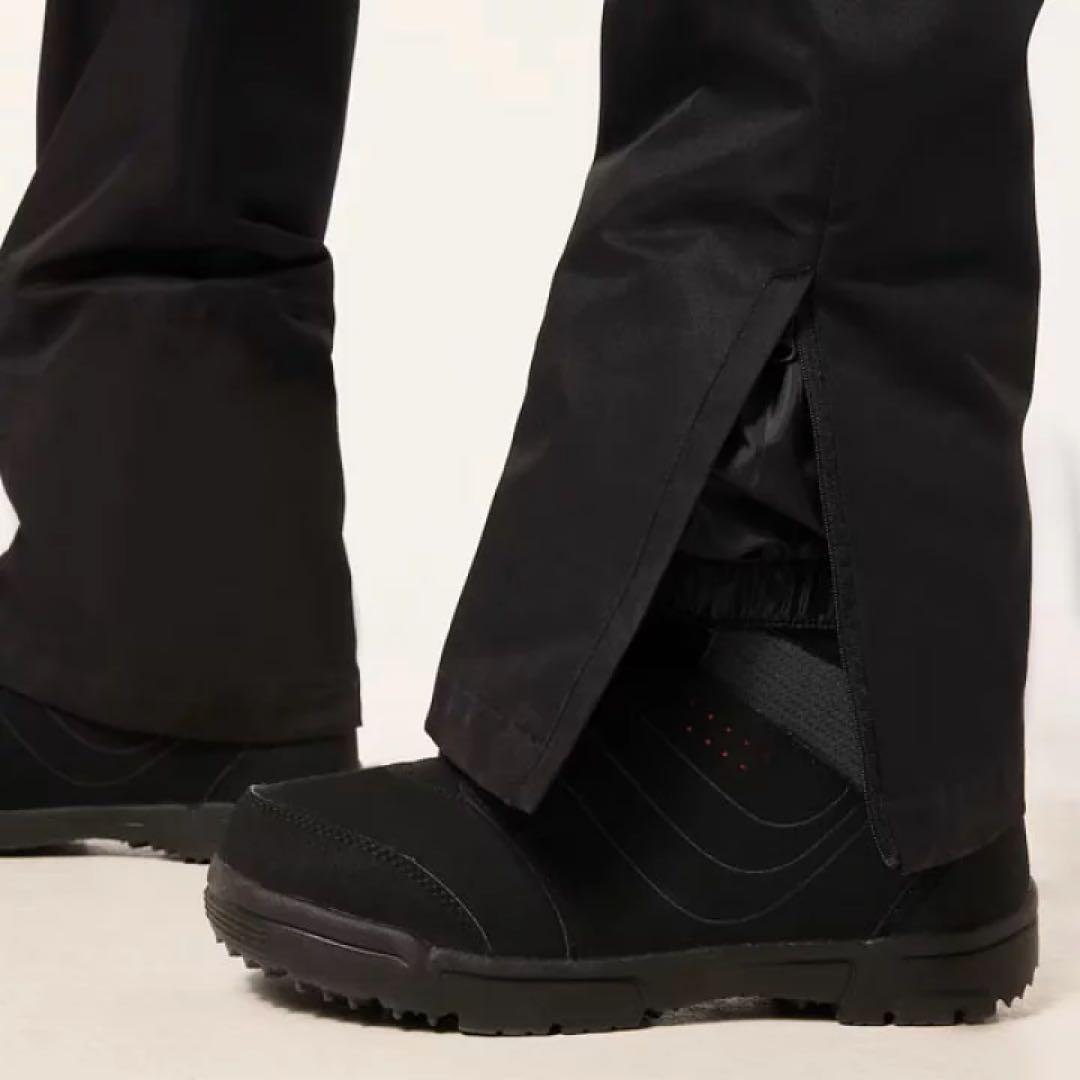 オークリー　スノーボード　スキー　ビブパンツ　ブラック　新品