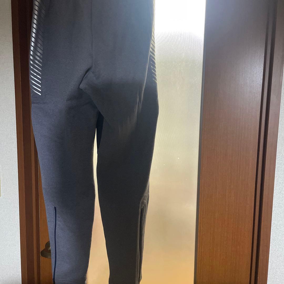 アシックス　asics ウインドブレーカー　上下セット