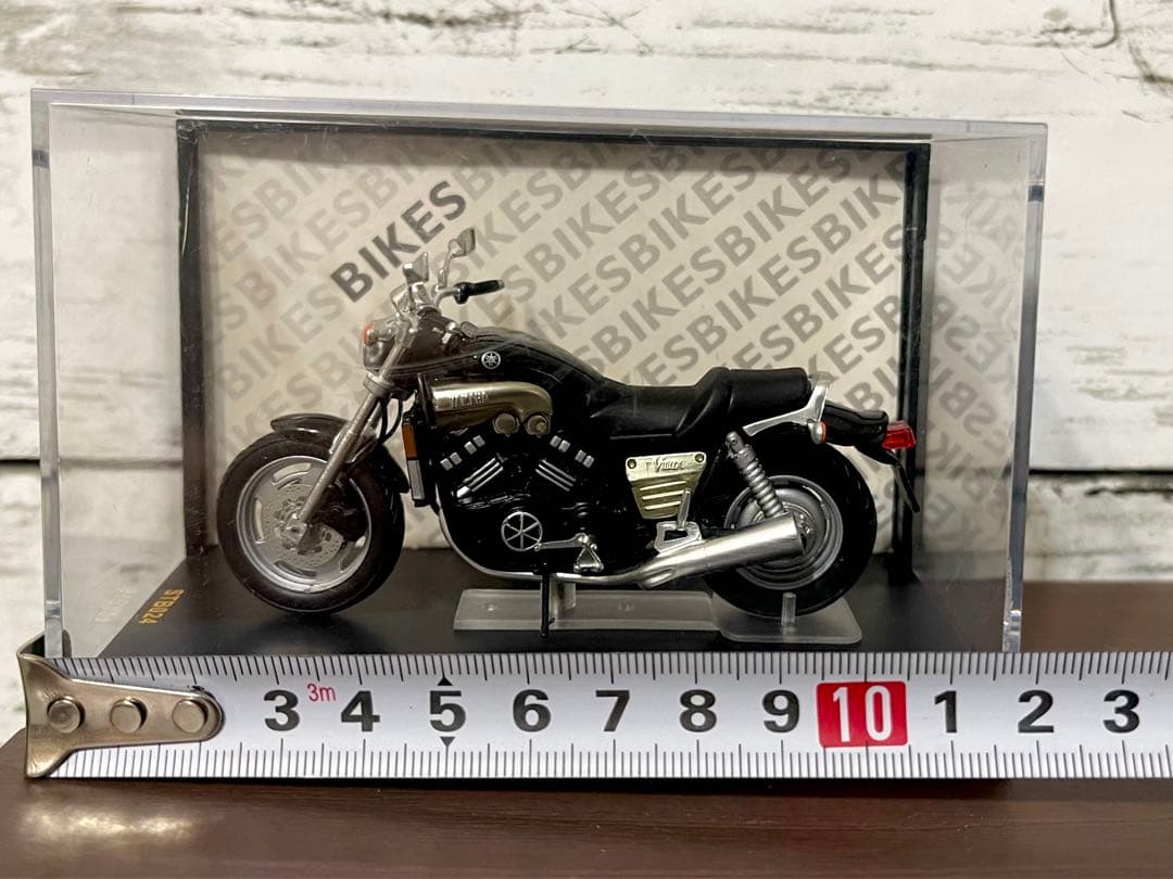 1/24 ヤマハ1200V-Max (IXO models)