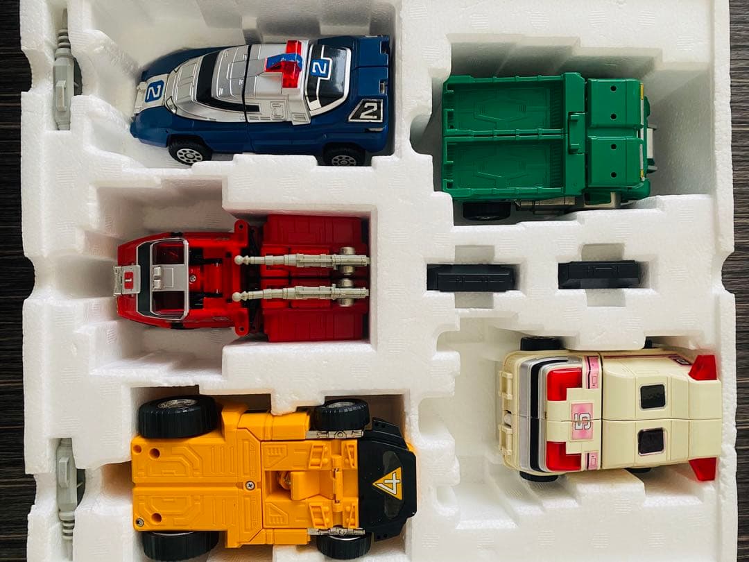 激走戦隊　カーレンジャーVRV ロボ‼️BANDAI‼️
