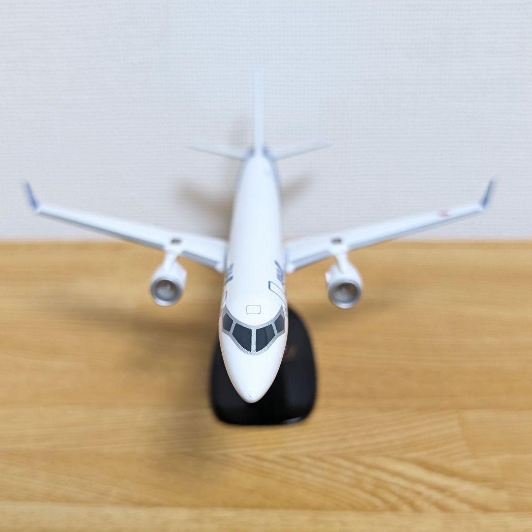 ANA MRJ モデル航空機 スタンド付き　【スケール不明】