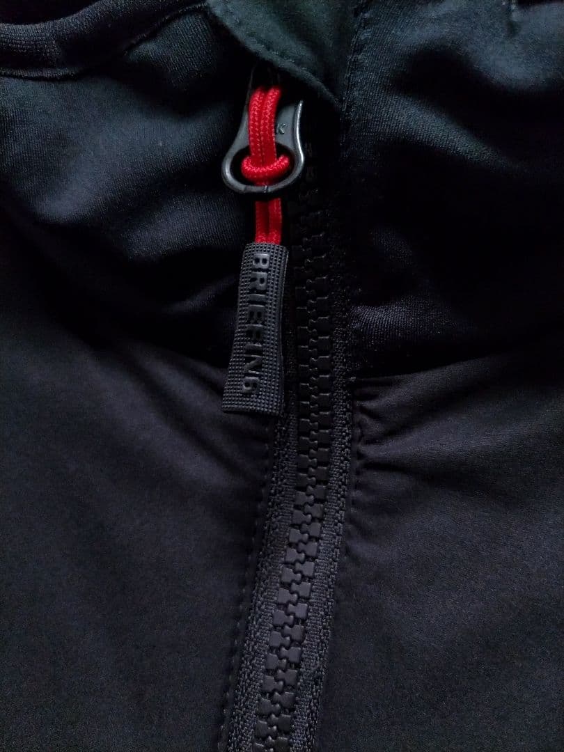 美品　ブリーフィングゴルフ　中綿　ジャケット　黒