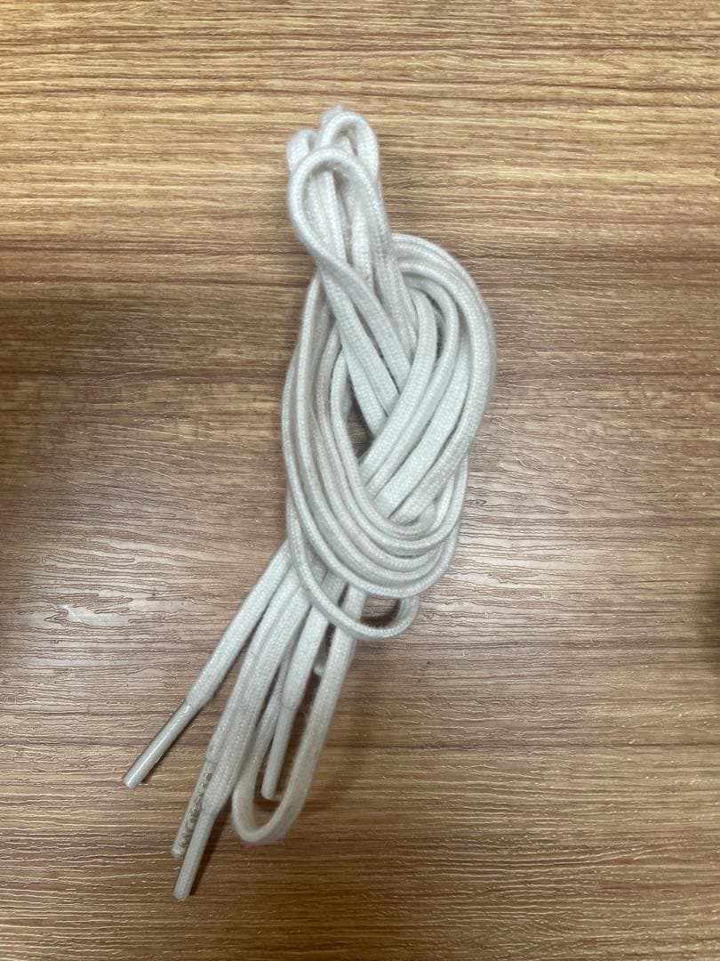 モレリアNEO 4 β 27cm サッカースパイク 美品 人気サイズ！