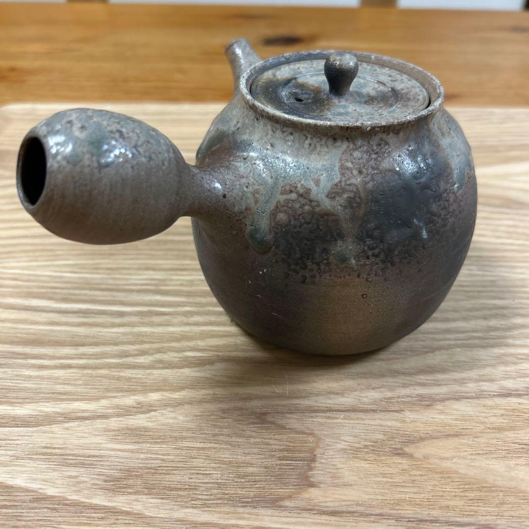 作家　陶芸作家　焼き〆　急須　取手がコロンと可愛い急須　工芸品