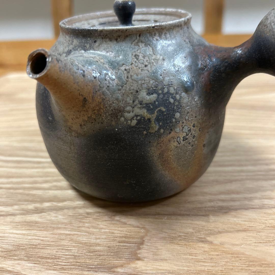 作家　陶芸作家　焼き〆　急須　取手がコロンと可愛い急須　工芸品