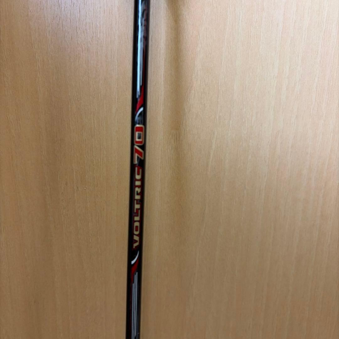【緊急値下げ3/26 12:00まで】 バドミントンラケット　voltric70