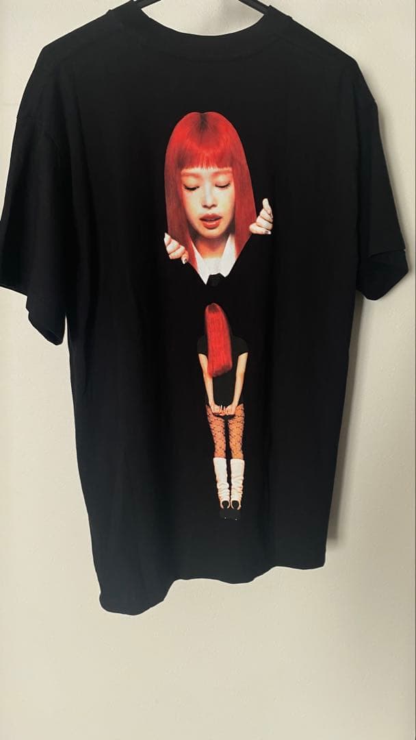JENNIE ジェニ RUBY Tシャツ BLACKPINK