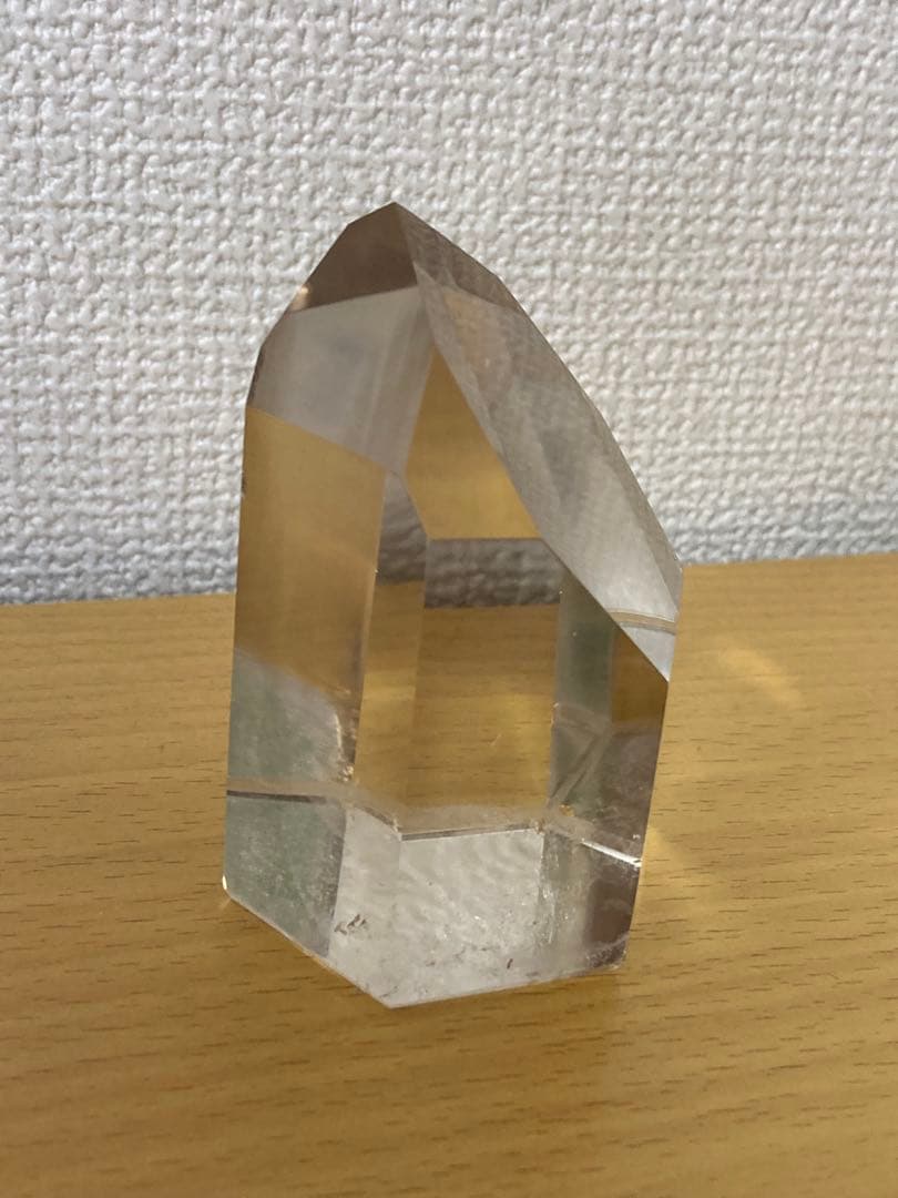 超透明　ファントム　虹入り水晶ポイント