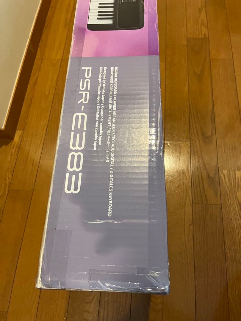 Yamaha PSR-E383キーボード。 新品未開封　箱ダメージ
