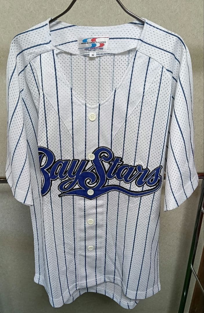 【極美品】横浜ベイスターズ ユニフォーム（シャープ産業製／Mサイズ）