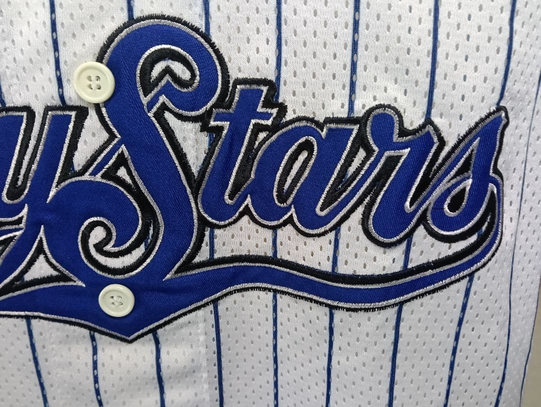 【極美品】横浜ベイスターズ ユニフォーム（シャープ産業製／Mサイズ）