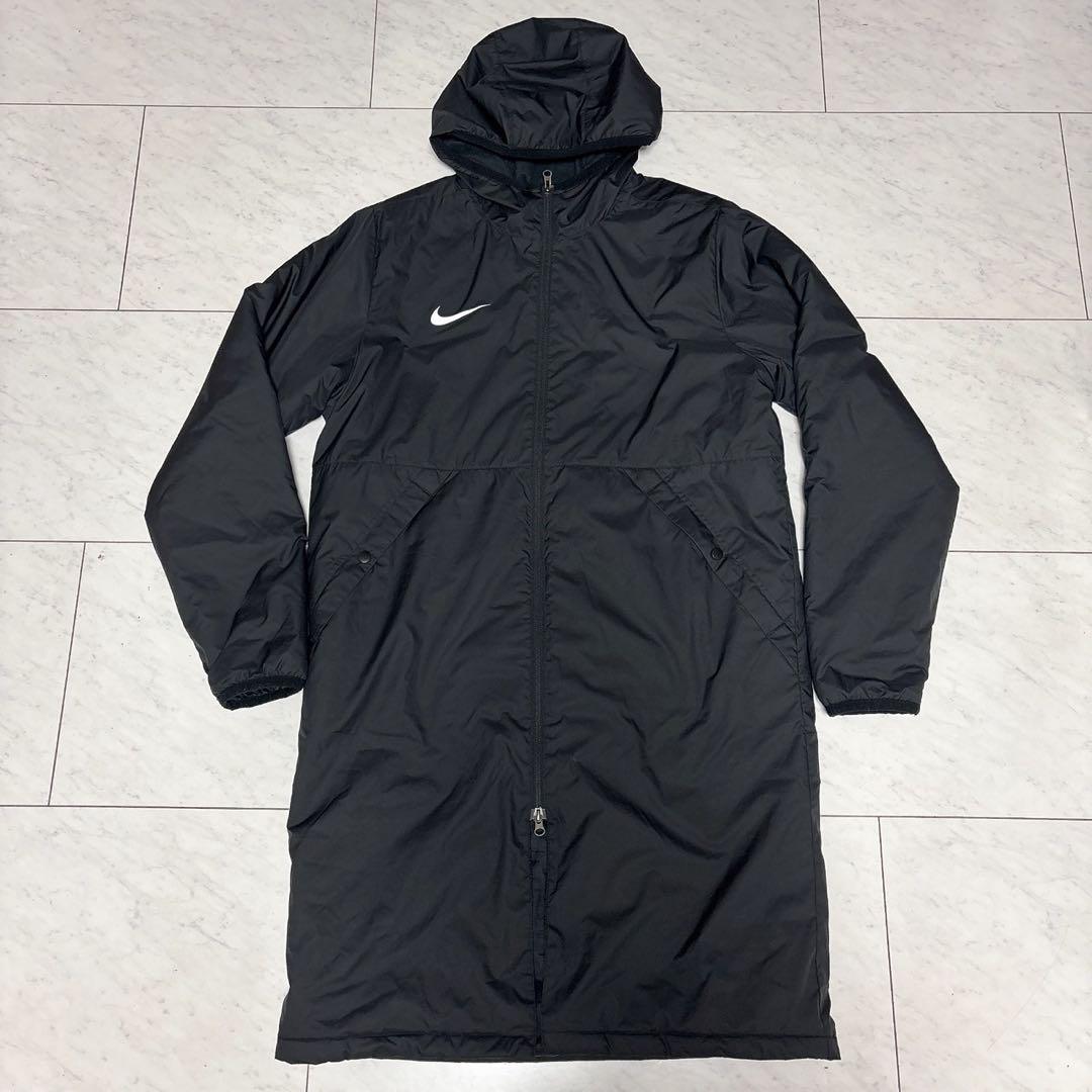 美品 NIKE ナイキ 中綿 ベンチコート M 大人用 サッカー スポーツ観戦