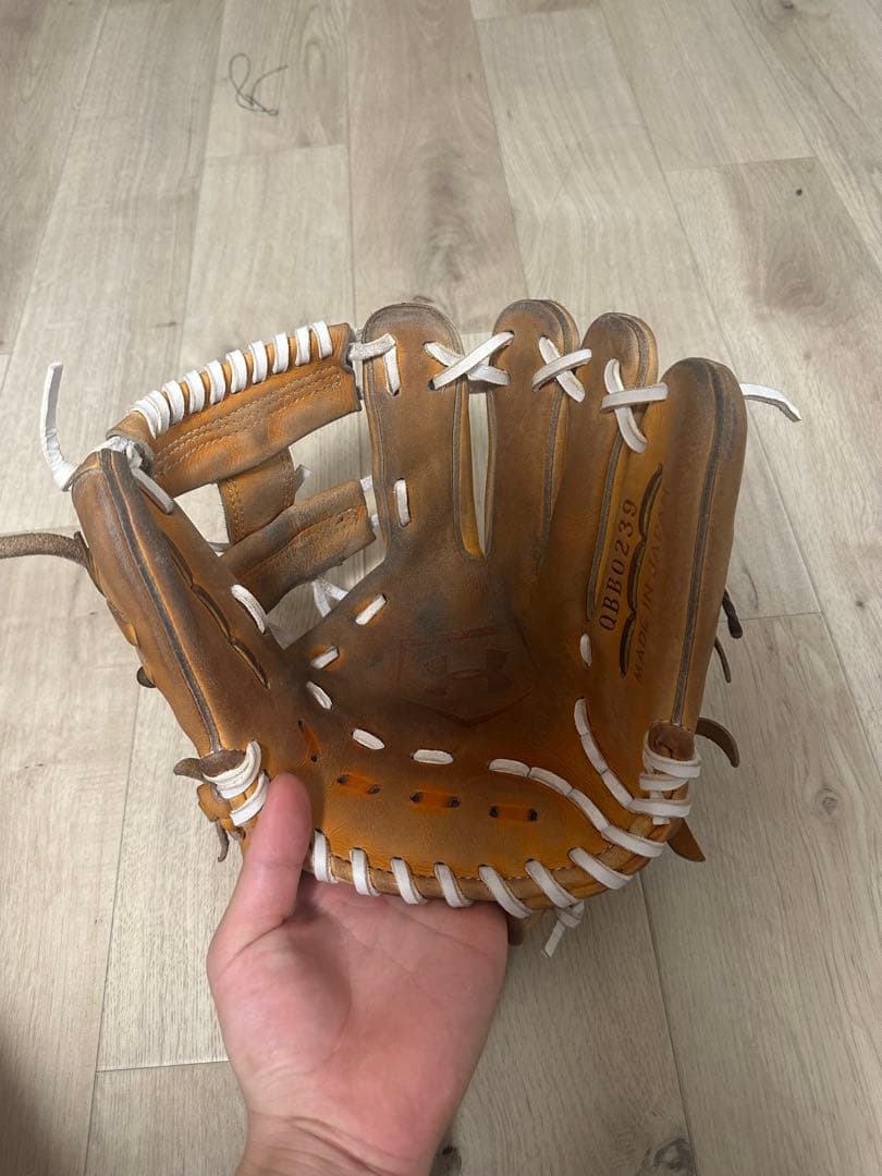 硬式グローブ 内野手用