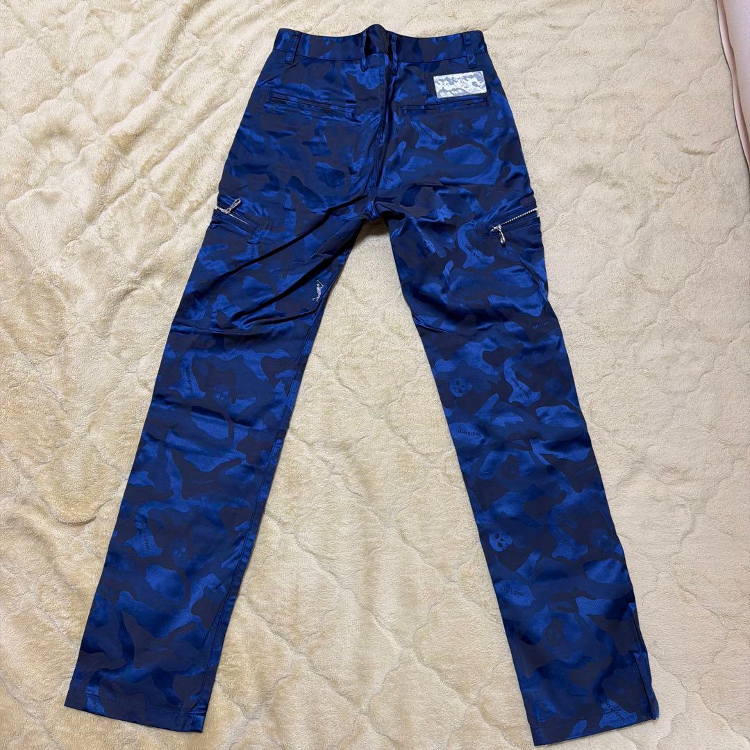 マーク&ロナ　青色迷彩 パンツ　未使用品