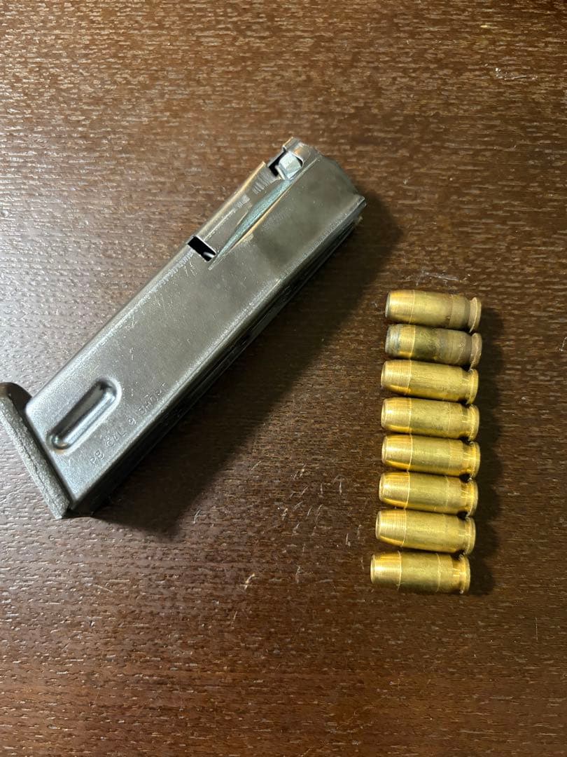 BERETTA M84 モデルガン 取扱説明書付き