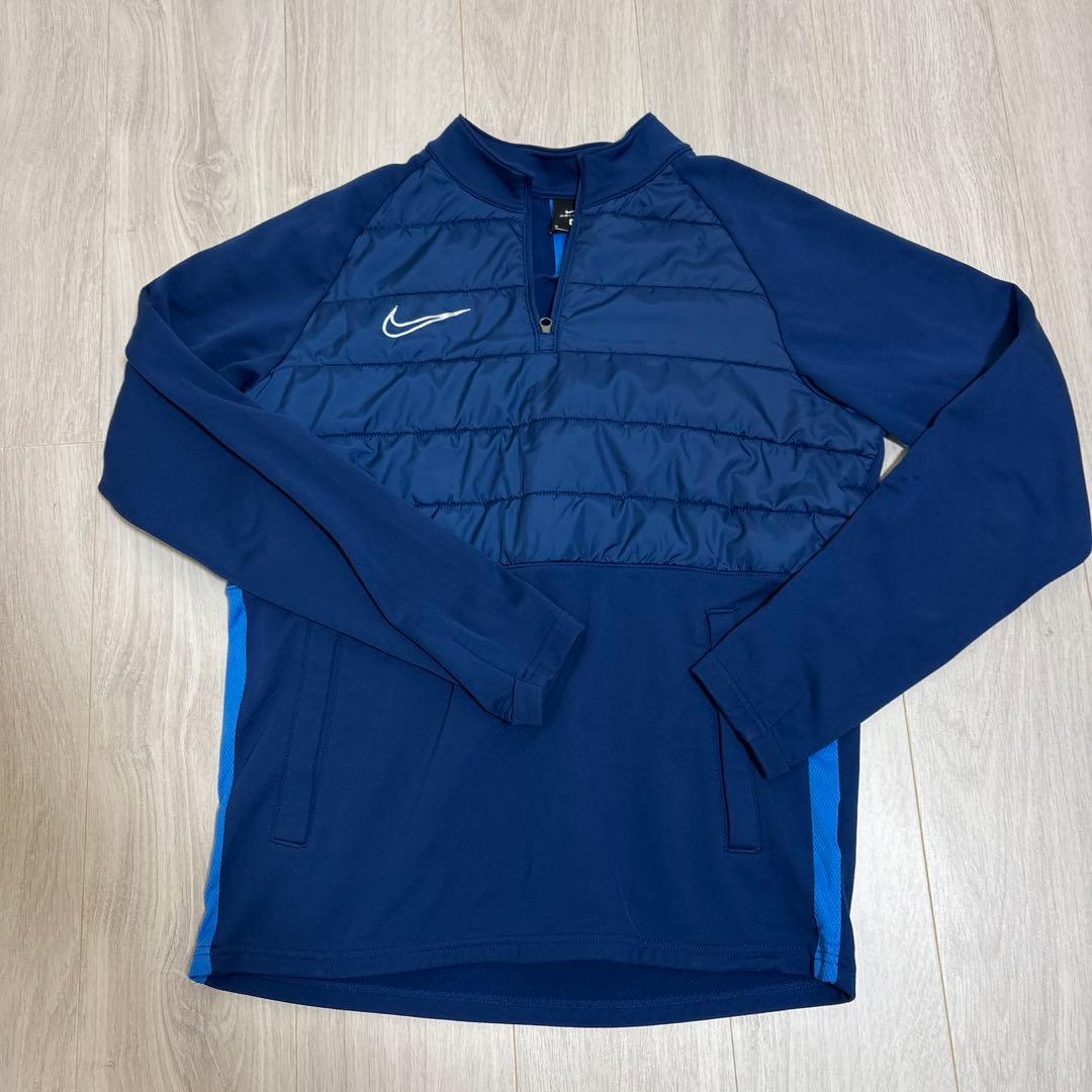 NIKEウェアセット　上Mサイズ　下Lサイズ