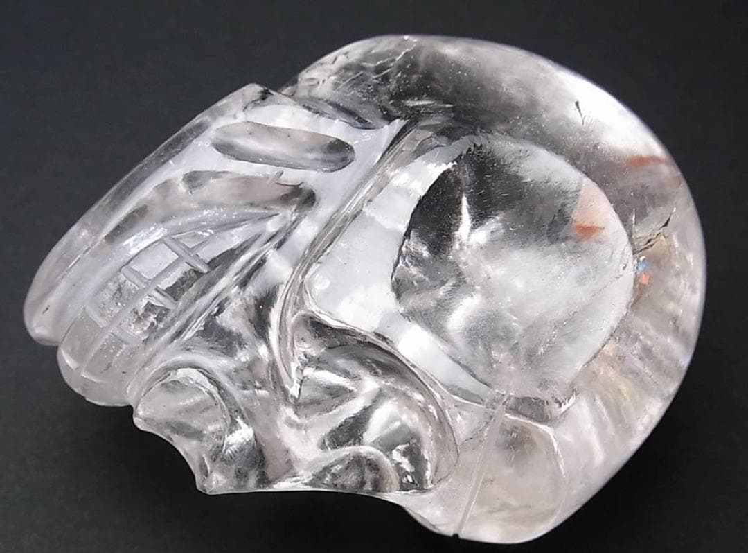 ネパール ヒマラヤ水晶製 虹入り どくろ スカルクォーツ 238g 箱付き
