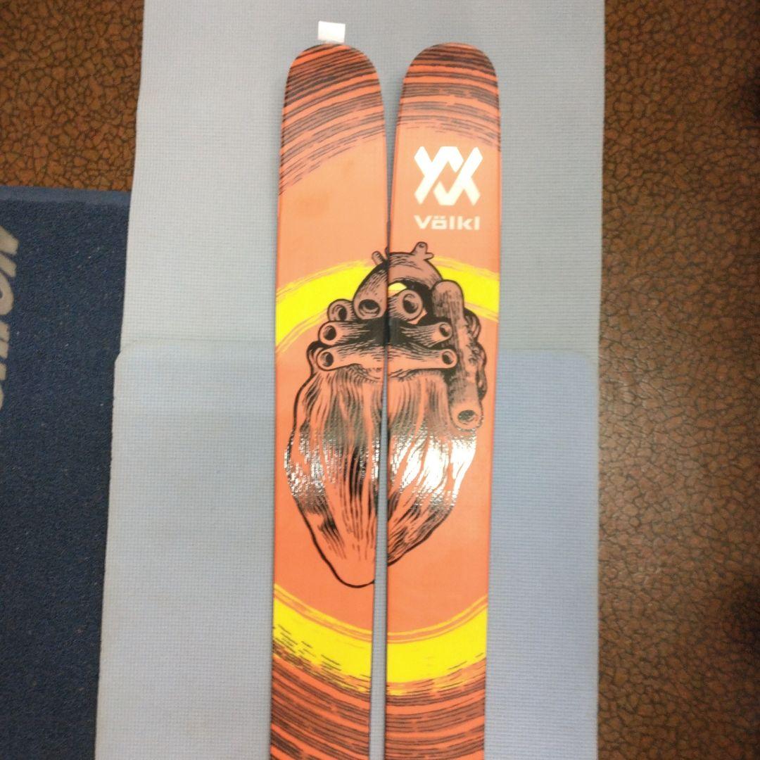 Völkl REVOLT 121、177cm、金具ナシ、新品・未使用