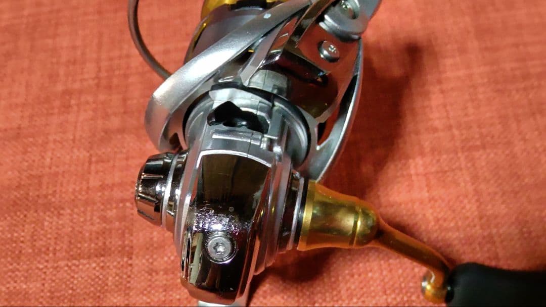 リール Daiwa REVROS 2000S& FREAMS 2000s