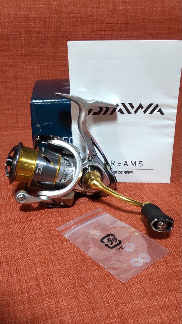 リール Daiwa REVROS 2000S& FREAMS 2000s