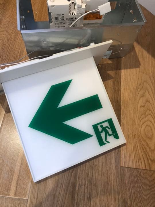 Panasonic Ｂ級通路誘導灯　両面型