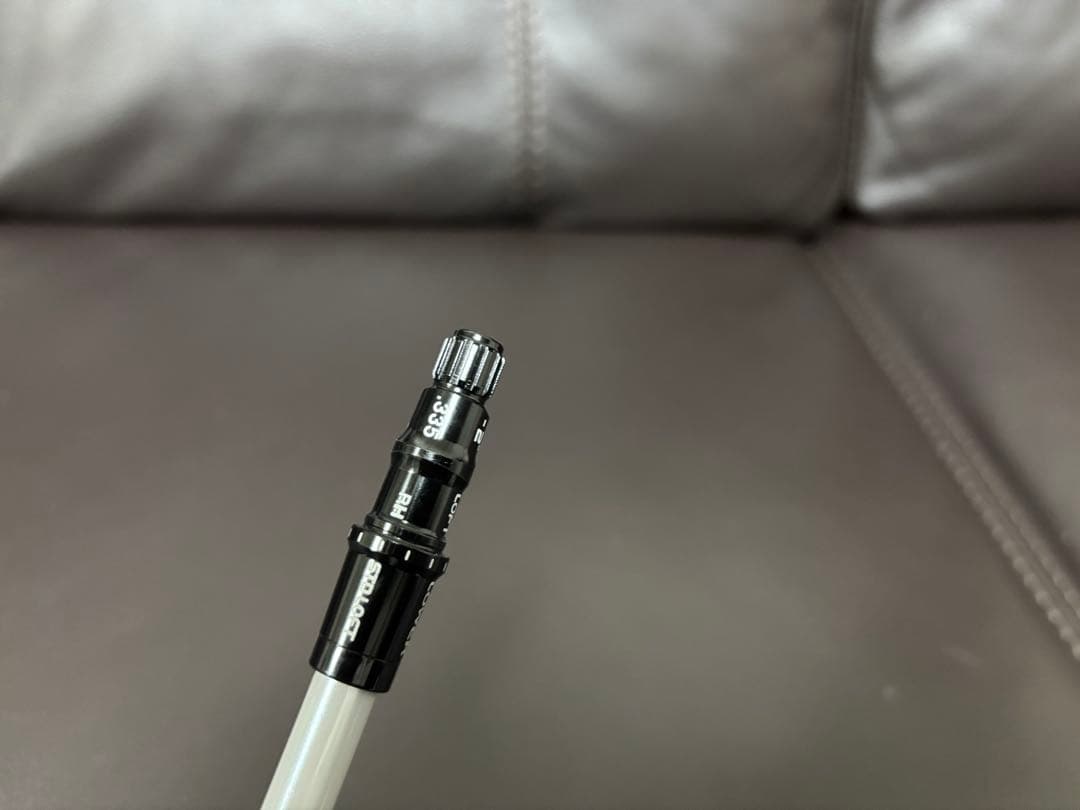 テーラーメイドスリーブ　ATTAS 11 ドライバー用シャフト 6S