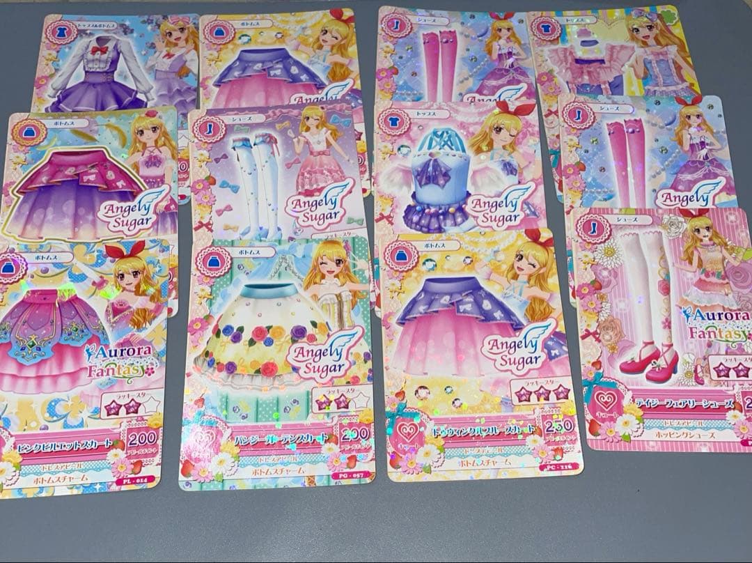 アイカツ　カード　カードケース　星宮いちご