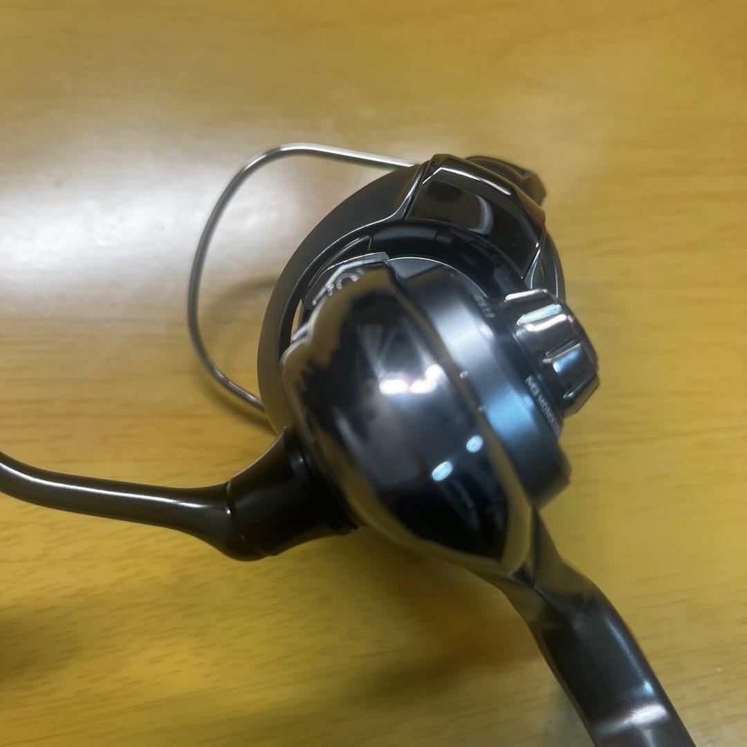 CALDIA FC LT2000S スピニングリール