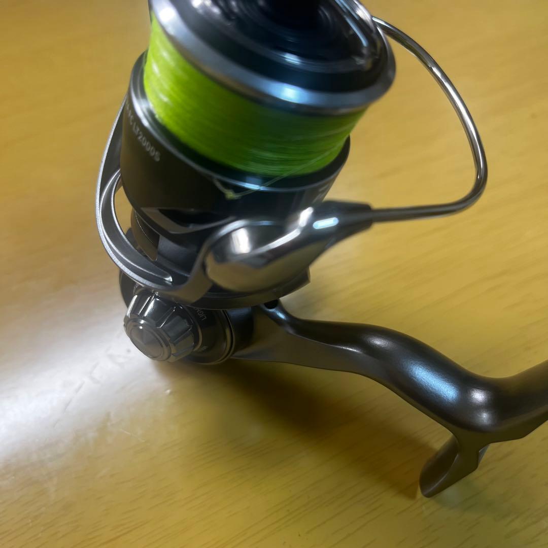 CALDIA FC LT2000S スピニングリール