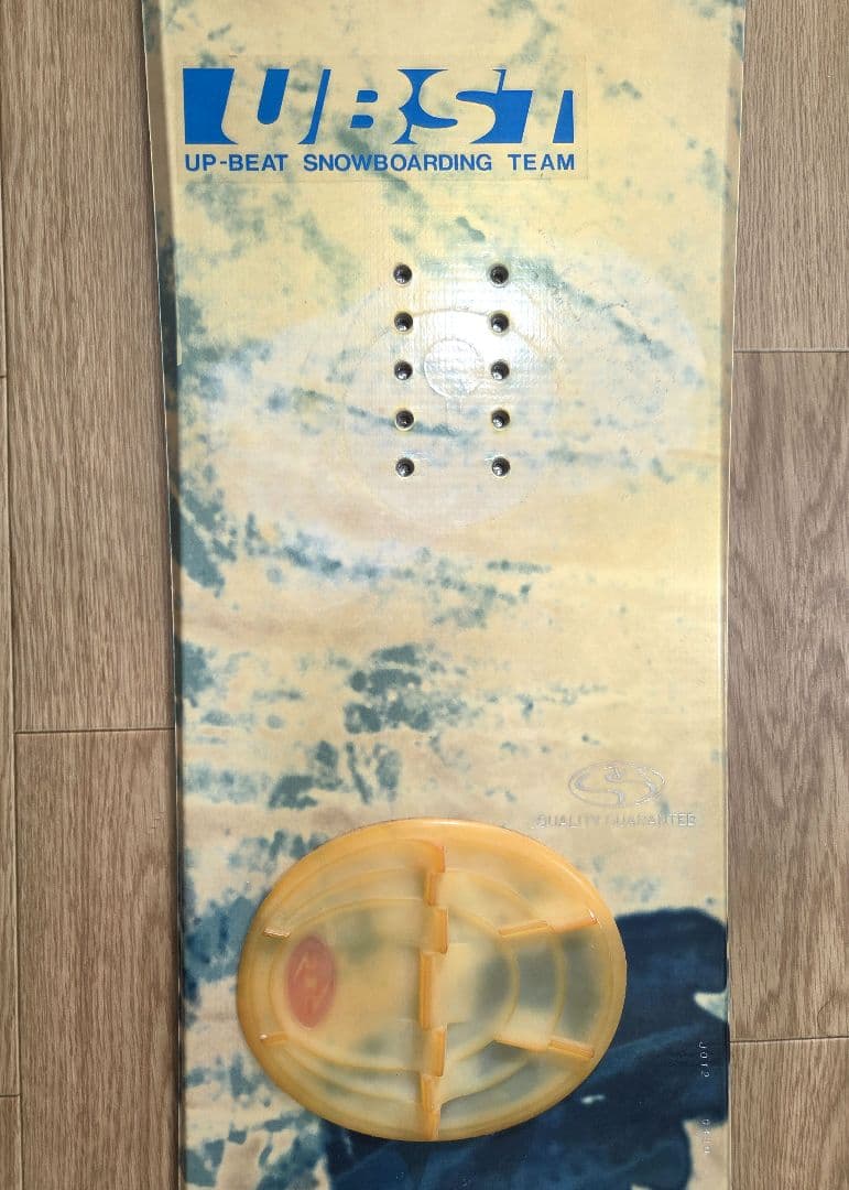 SALOMON IVY-143 スノーボード 板　おまけ　カバー付き