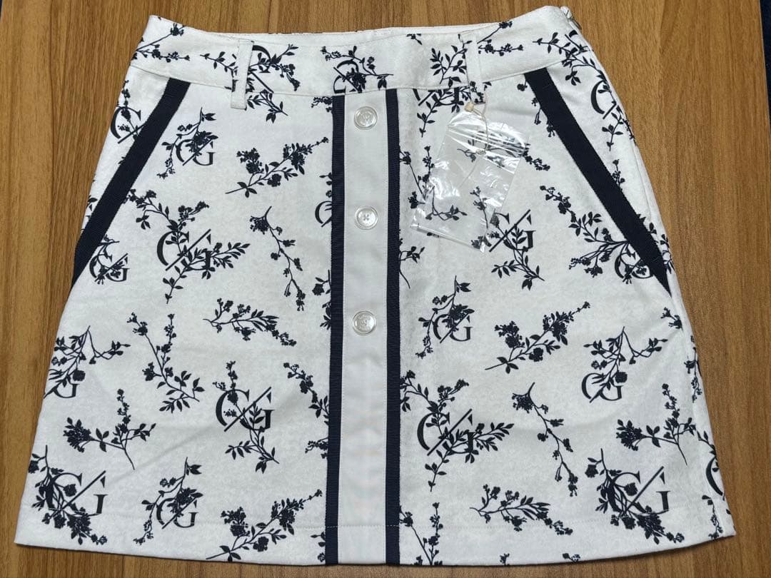 新品！Callaway ゴルフ スカート 2枚セット 半額以下で出品!!