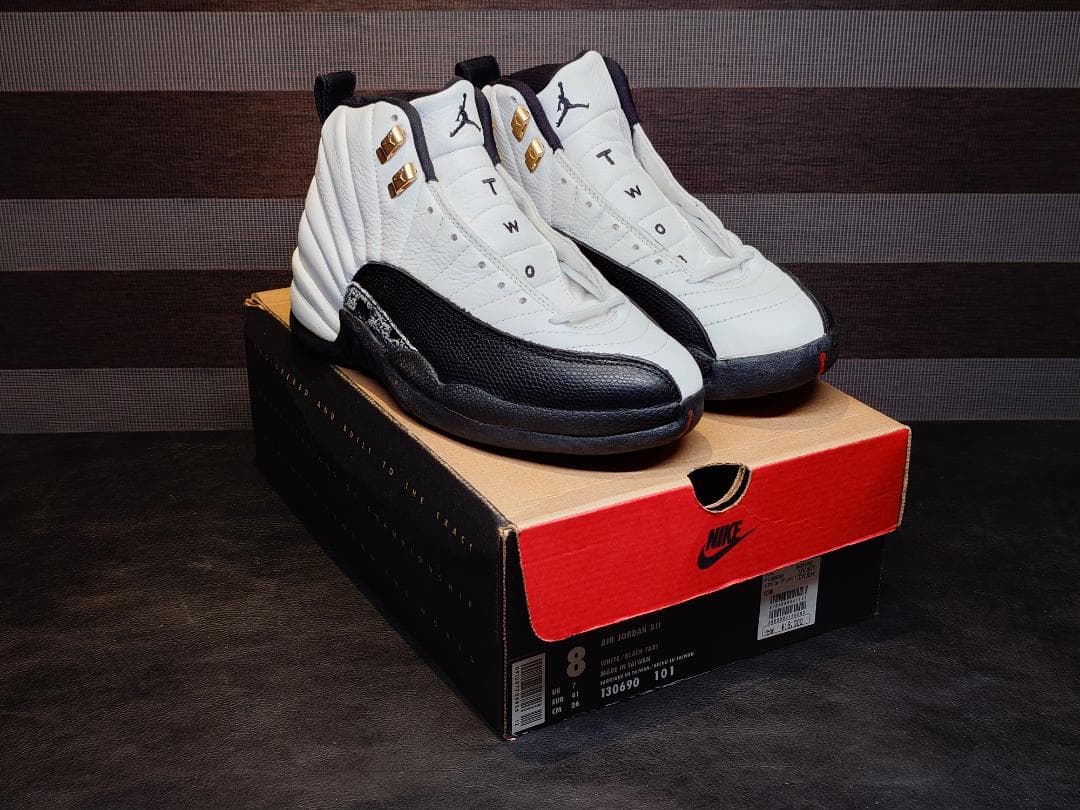 【週末限定価格】AIR JORDAN XII TAXI OG 1996