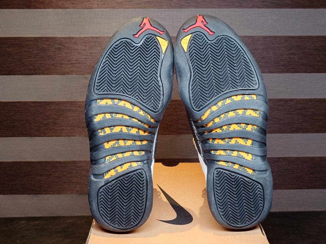 【週末限定価格】AIR JORDAN XII TAXI OG 1996