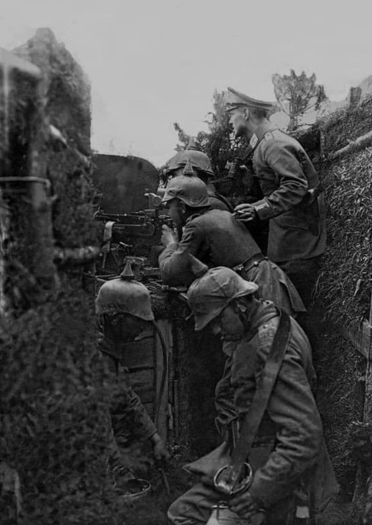1914’s★ ドイツ帝国陸軍 ★塹壕ブローチ★政府公式支給品★塹壕戦の英雄