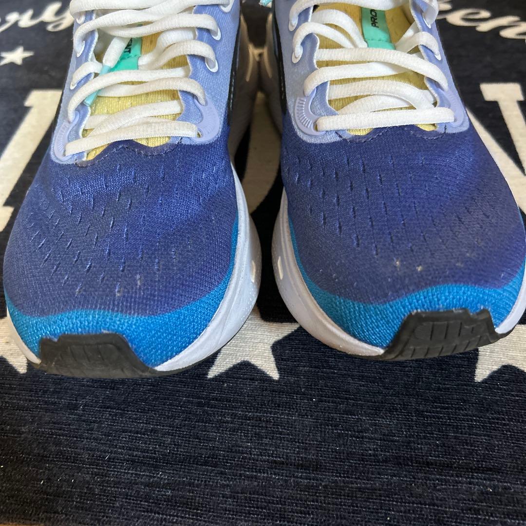 【美品・公式完売】 Brooks Ghost Max 25.0cm ランニング