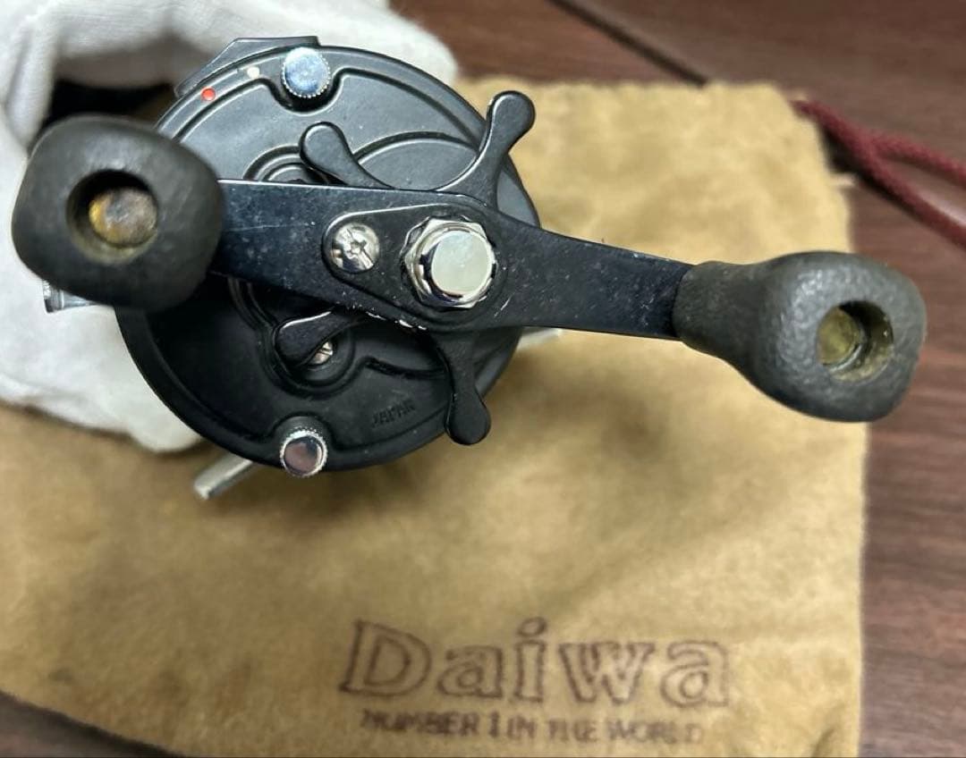 Daiwa Millionaire GS-3000C ベイトリールとルアー付