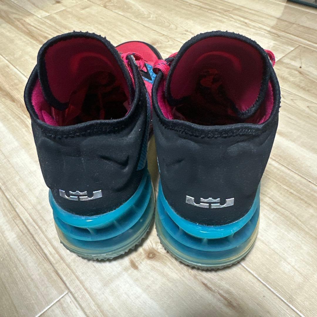 シューズ(男性用) Nike LeBron 18 Low \"Miami Nights\" 26cm