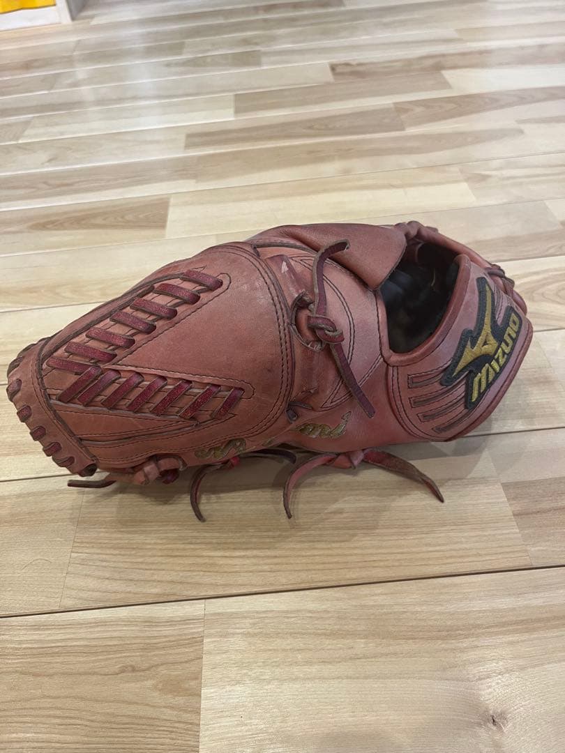 Mizuno 硬式グローブ 赤