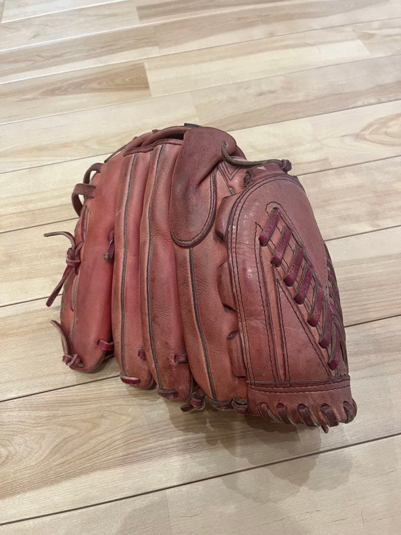 Mizuno 硬式グローブ 赤
