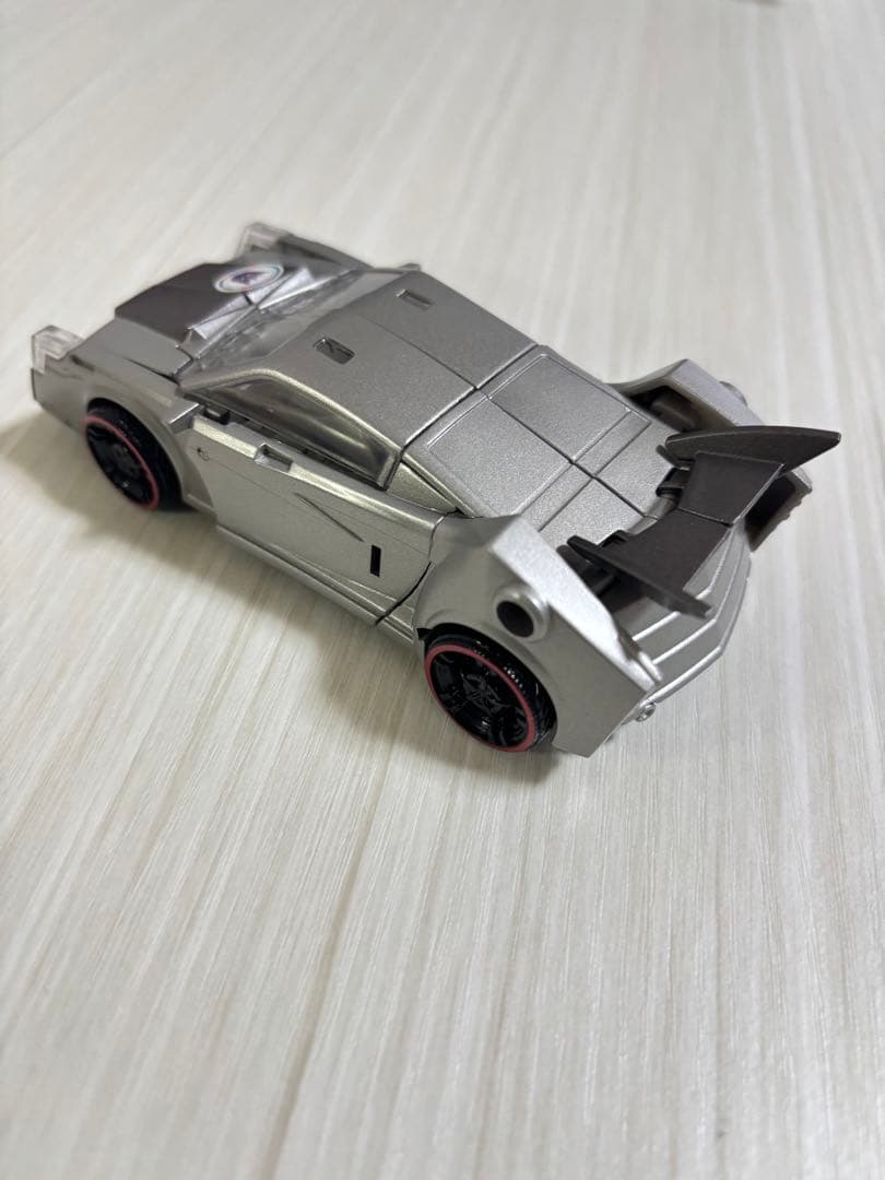 トランスフォーマー グランドビーコンジェネラル フィギュア 神変形
