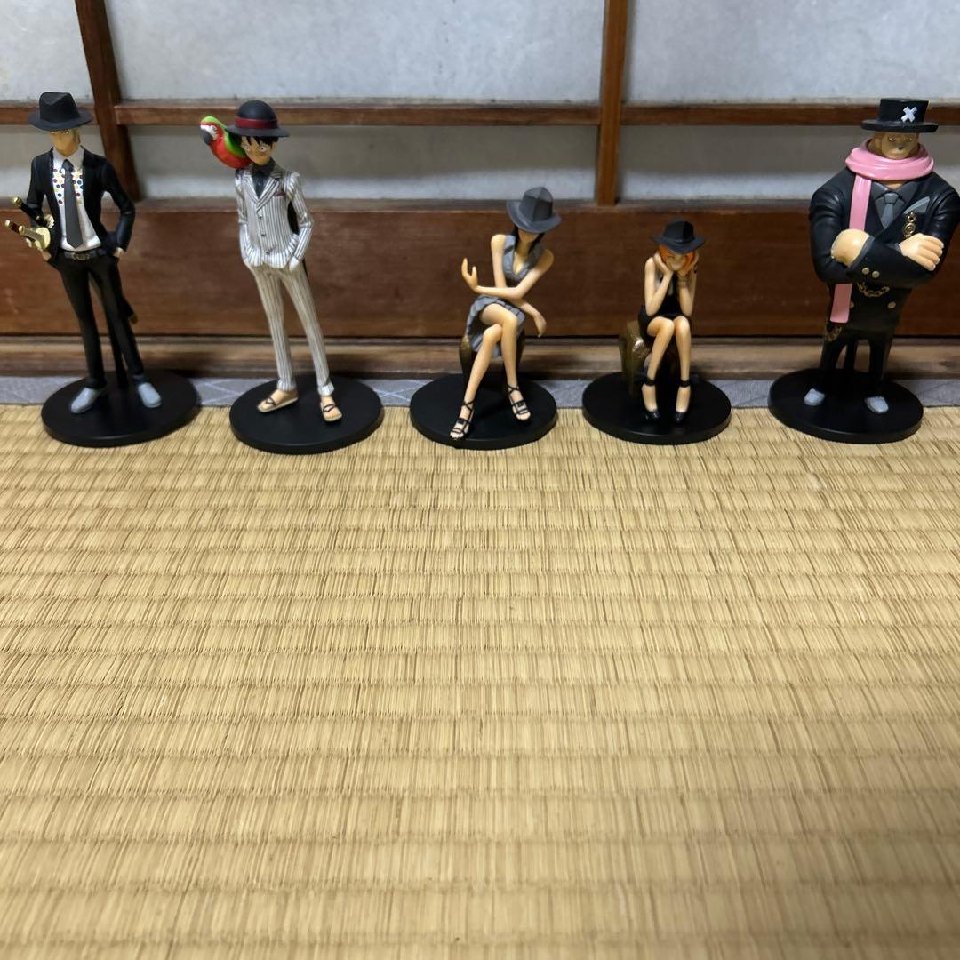 ワンビースフィギュア＆コレクションケース