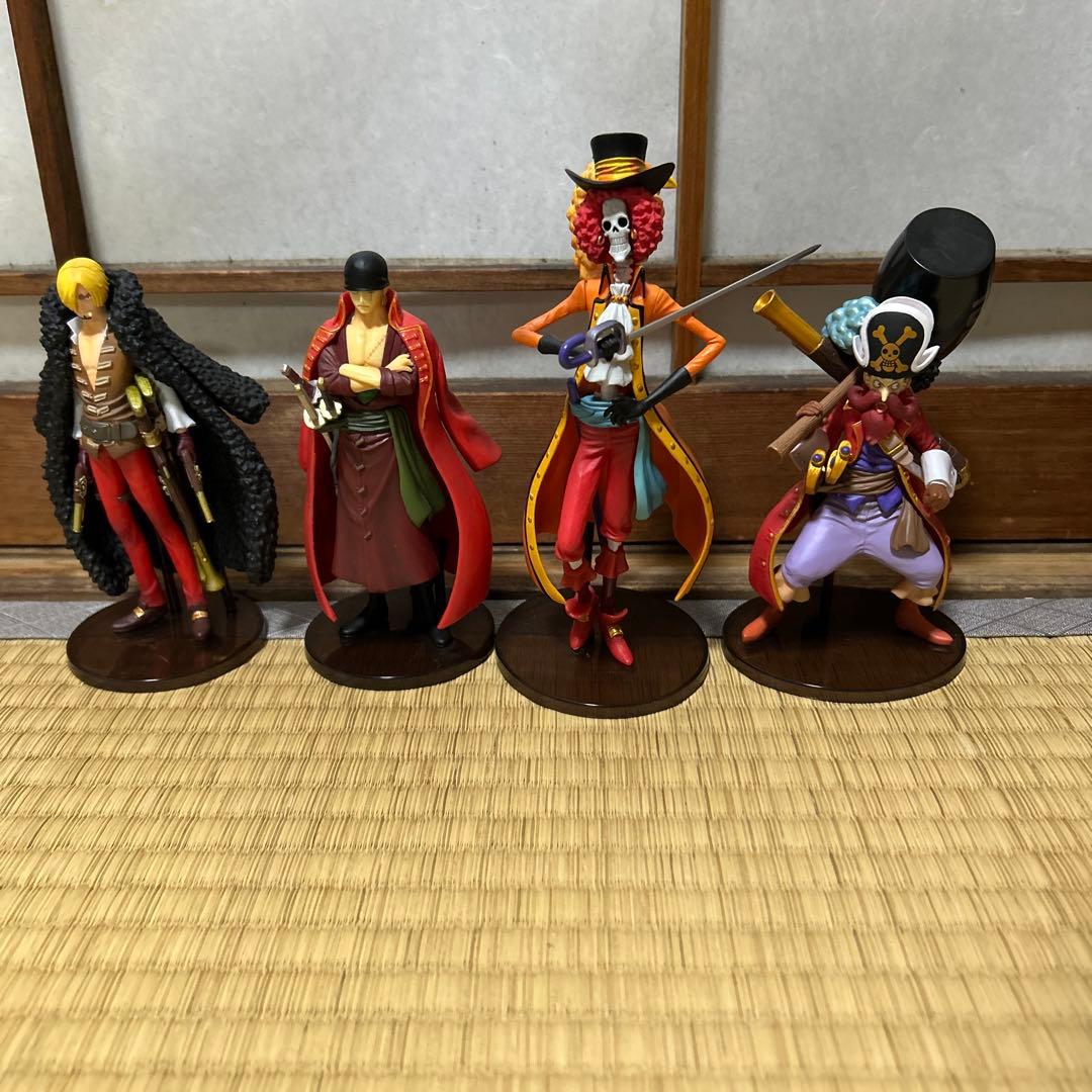 ワンビースフィギュア＆コレクションケース